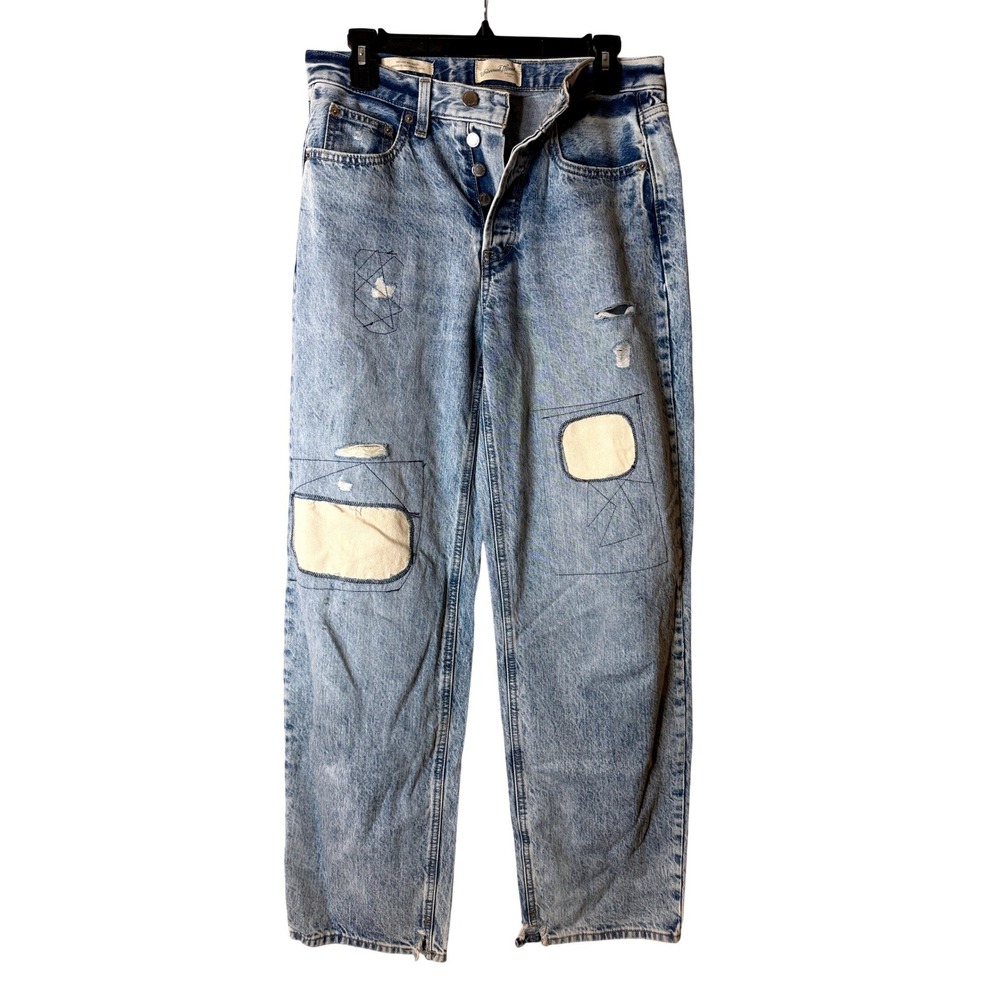 Universal Thread Jeans Women 4R Mid Rise 90s Baggy Distressed Patched Light Wash